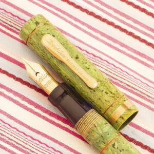 vintage conklin endura green lime specks marble crescent fountain pen