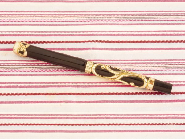 vintage antique parker 33 lucky curve hard rubber gold filled filigree overlay eyedropper fountain pen