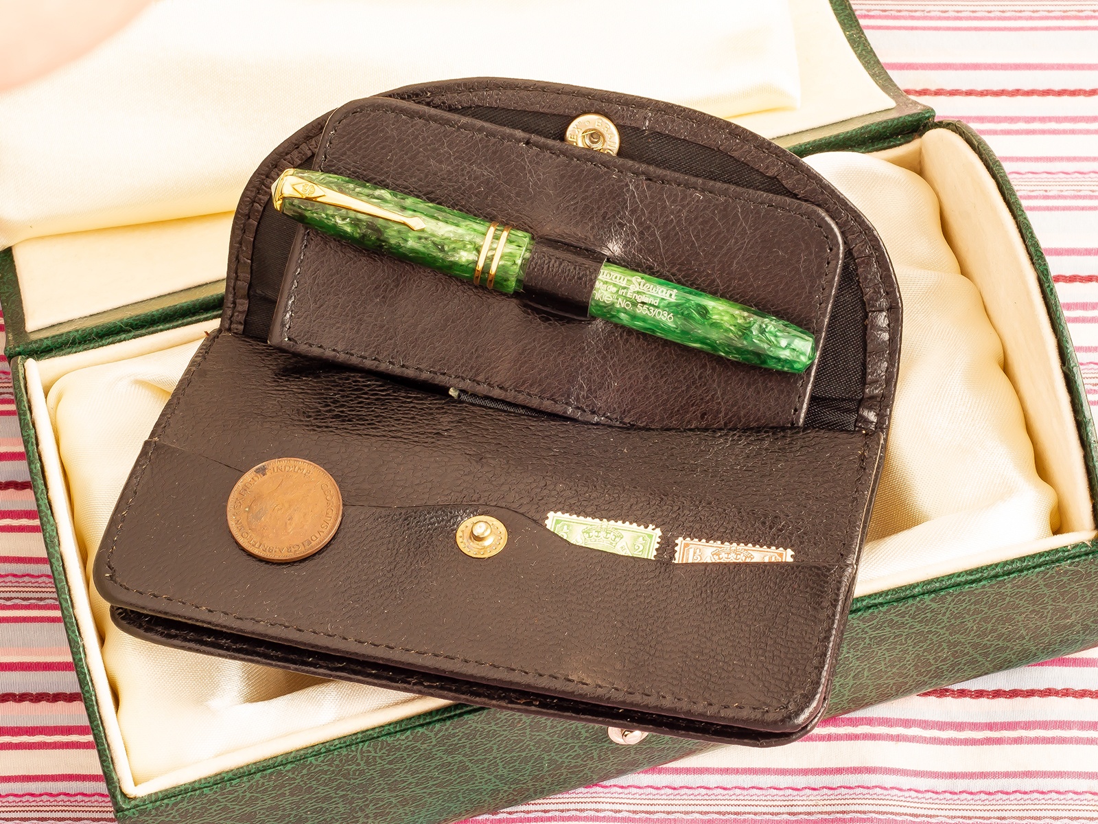 modern vintage conway stewart dinkie forest green 18kt gold filled leather pouch KGV king george V coins stamps fountain pen gift box set