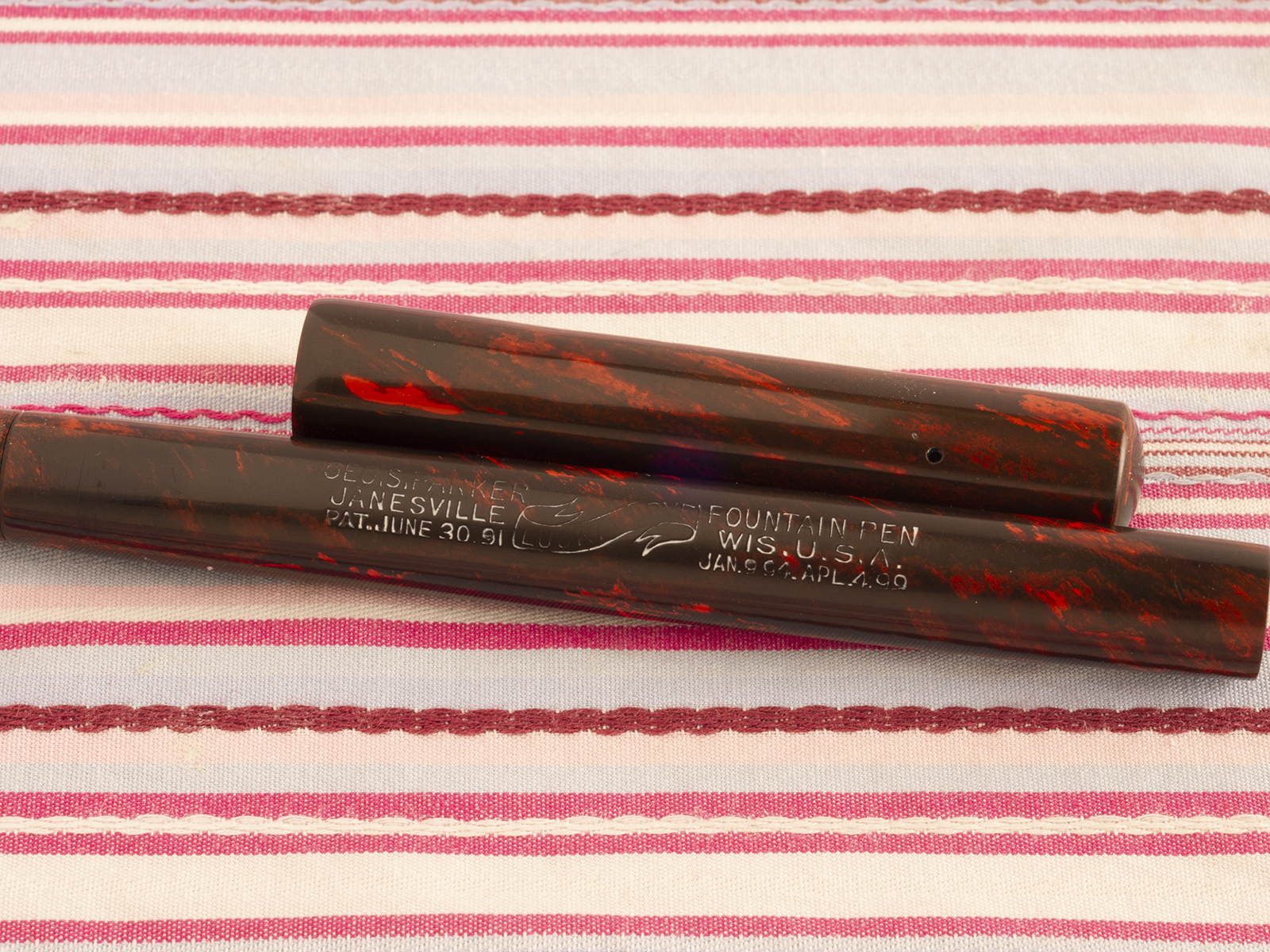 vintage antique parker lucky curve 20 woodgrain red hard rubber eye-dropper fountain pen