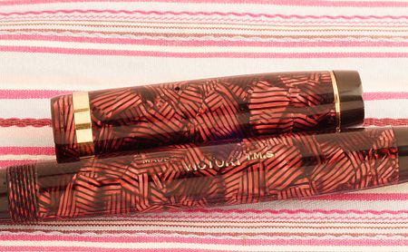 Parker Victory MarkI MKI Red Hatched Candy-Striped Fountain Pen 6 vintaeg parker victory mark I red hatched candy striped button filler fountain pen
