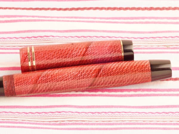 vintage parker duofold red herringbone fountain pen barrel imprint