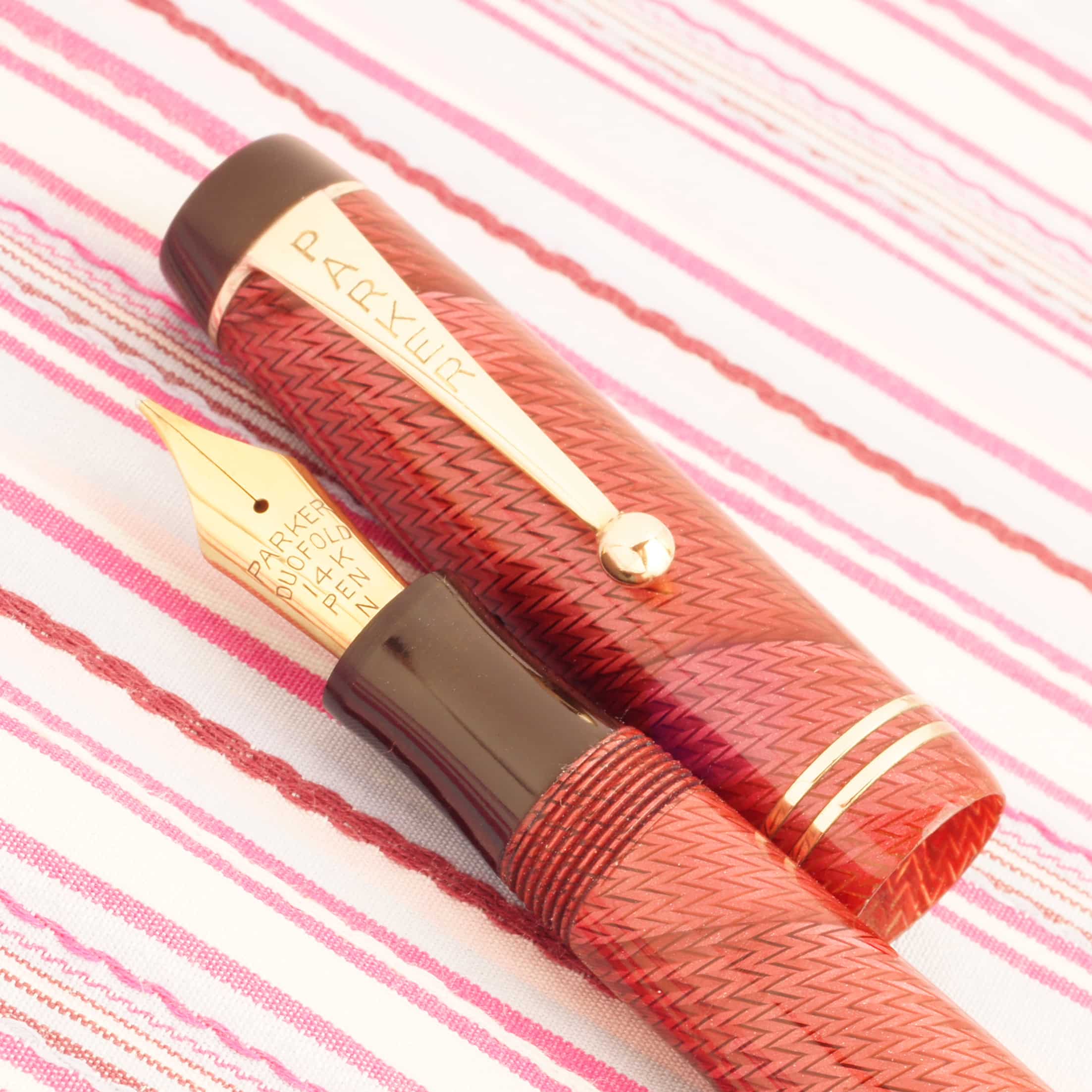 vintage parker duofold red herringbone fountain pen