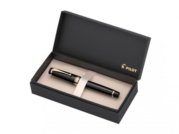 Pilot Custom Urushi black fountain pen box