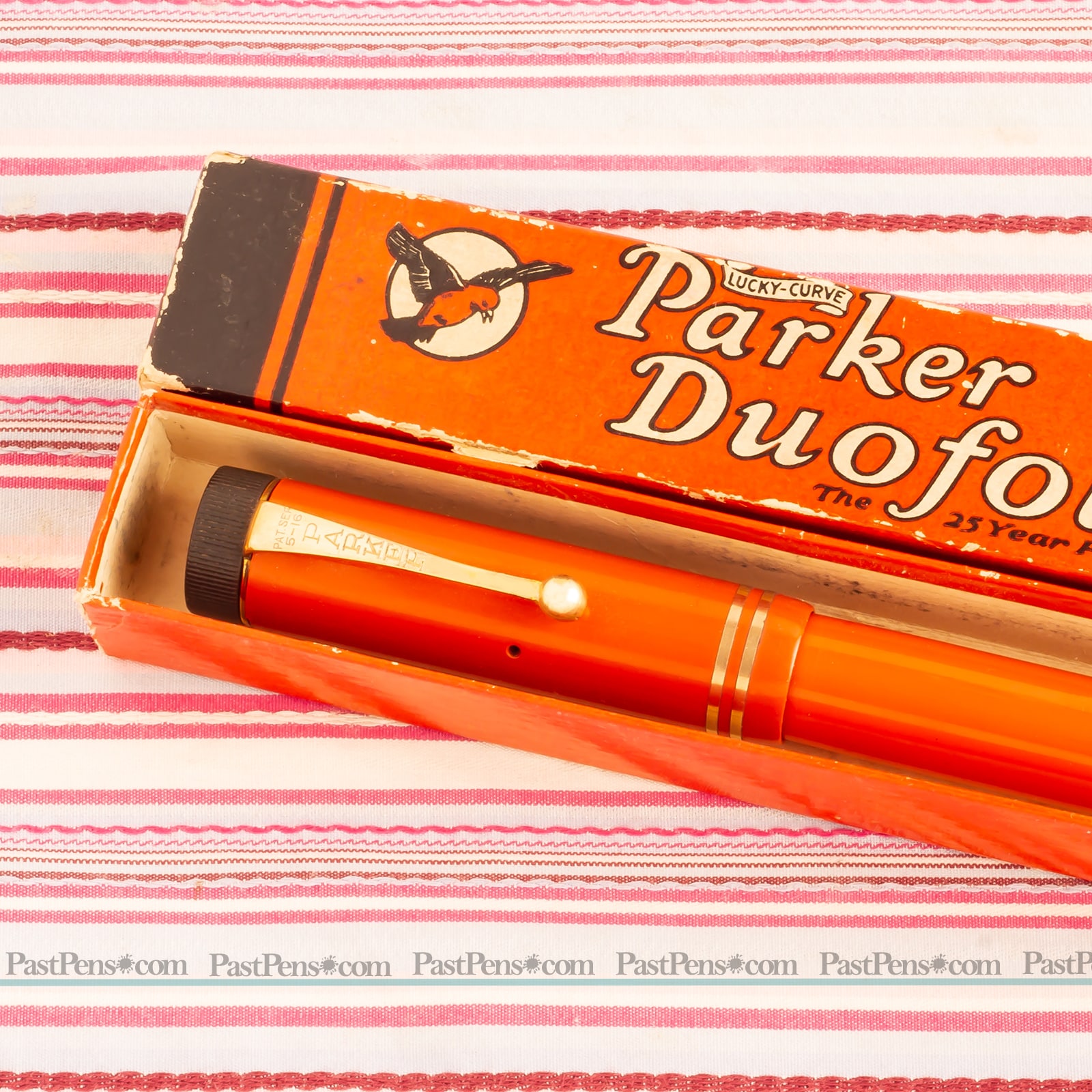 parker duofold senior big red chinese lacquer lucky curve fountain pen vintage pk270