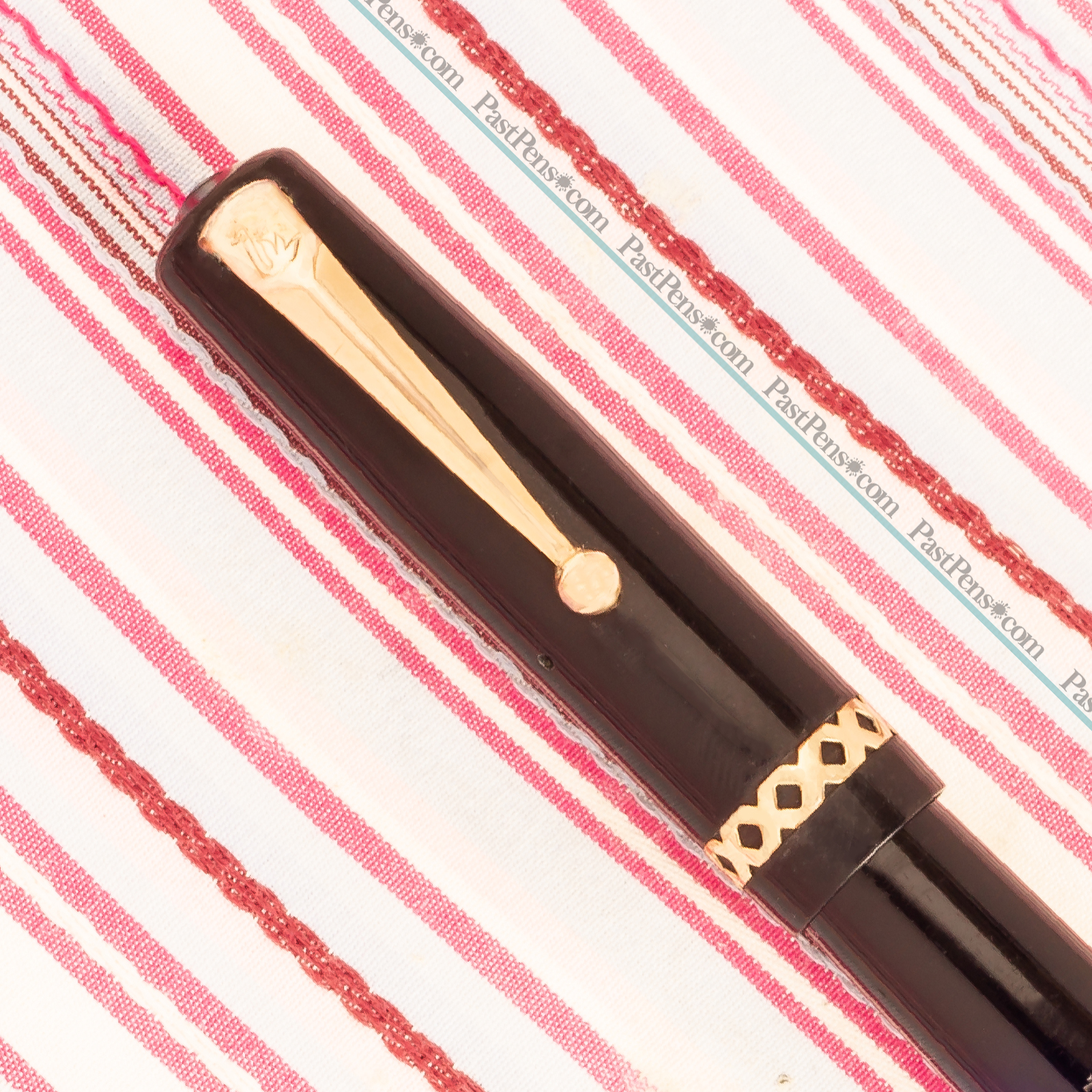 Vintage Mabie Todd Swan Self-Filler Art-deco Fountain Pen 1 mabie todd swan self filler art deco band fountain pen mt098