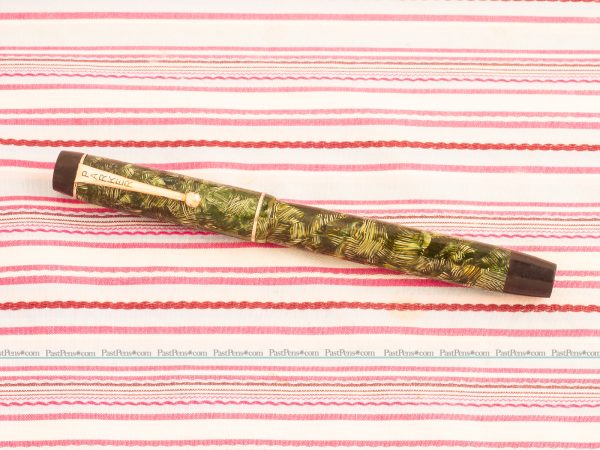 vintage parker victory Mark I green pearl hatched marble fountain pen