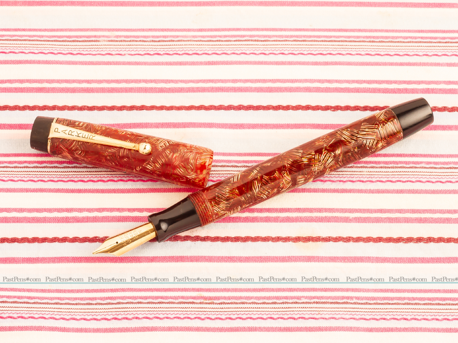 parker victory Mark I red burgundy striped marble fountain pen